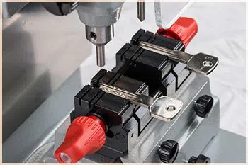 Elite Locksmith Services St Louis, MO 314-471-0913 Elite Locksmith Services St Louis, MO 314-471-0913 - 11-key-cutting